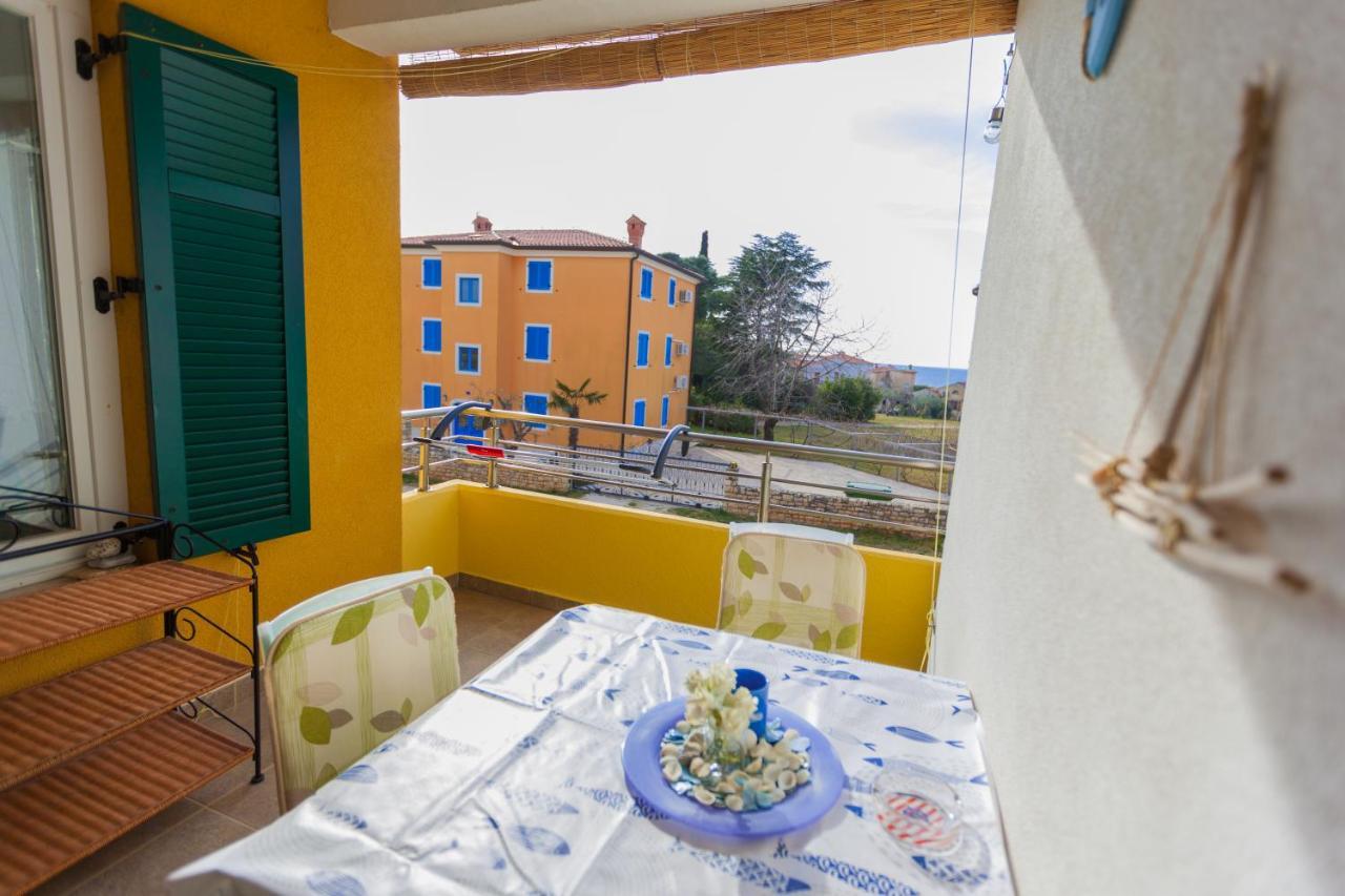 Apartman Mare Ловречиця Екстер'єр фото