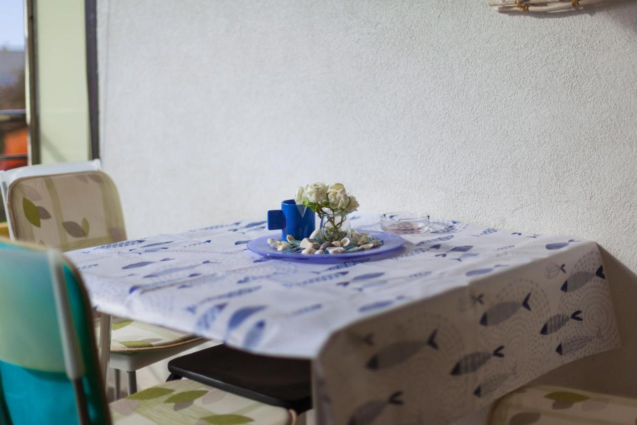 Apartman Mare Ловречиця Екстер'єр фото